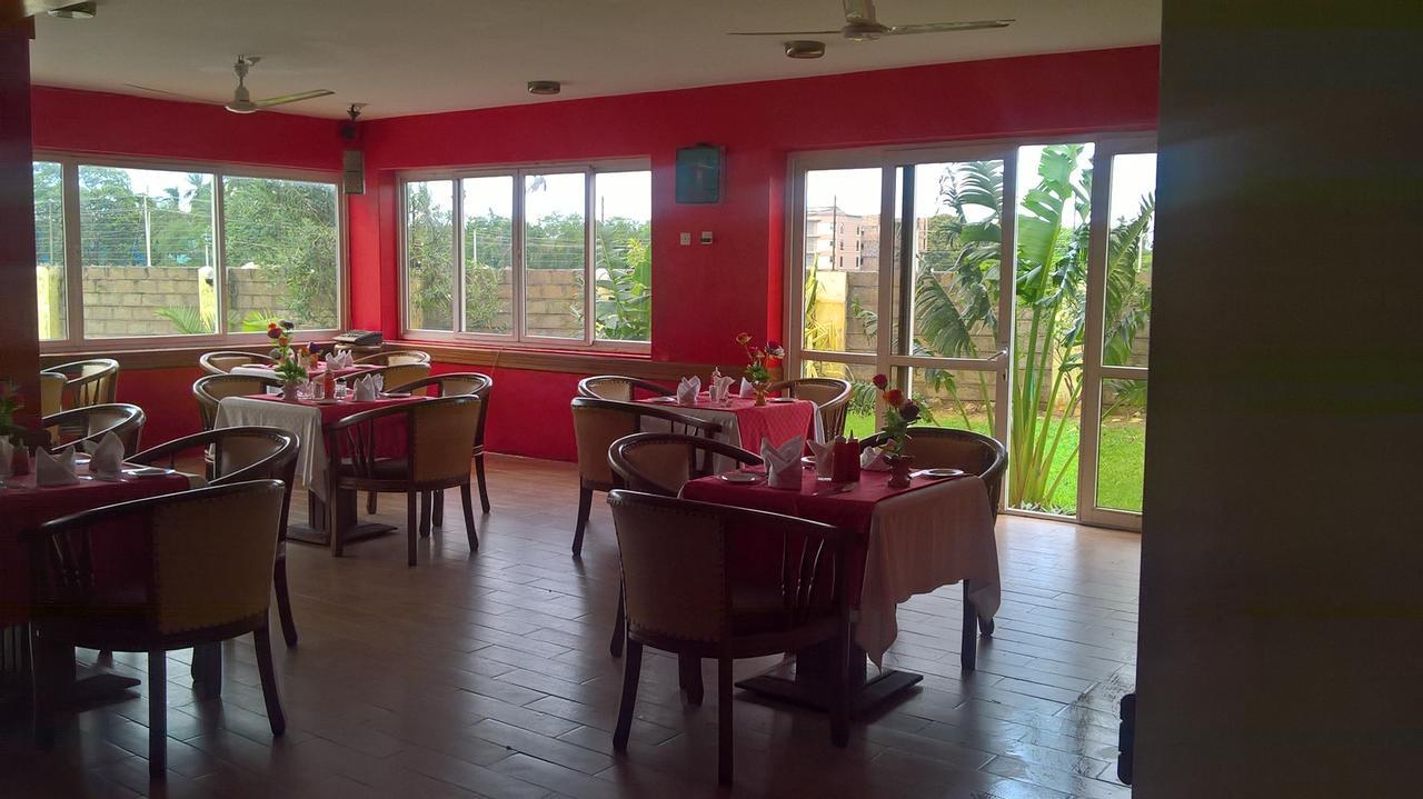 Mtwapa Country Resort Exterior foto